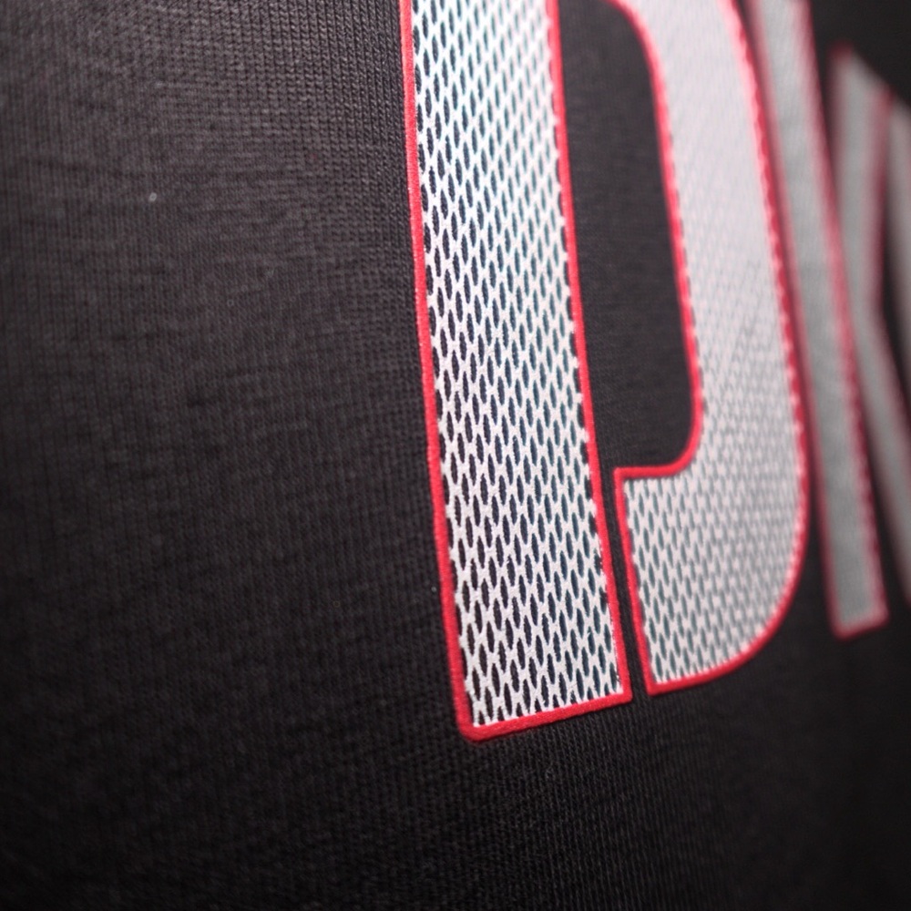 Men’s DKNY Black Crew Neck T-Shirt.